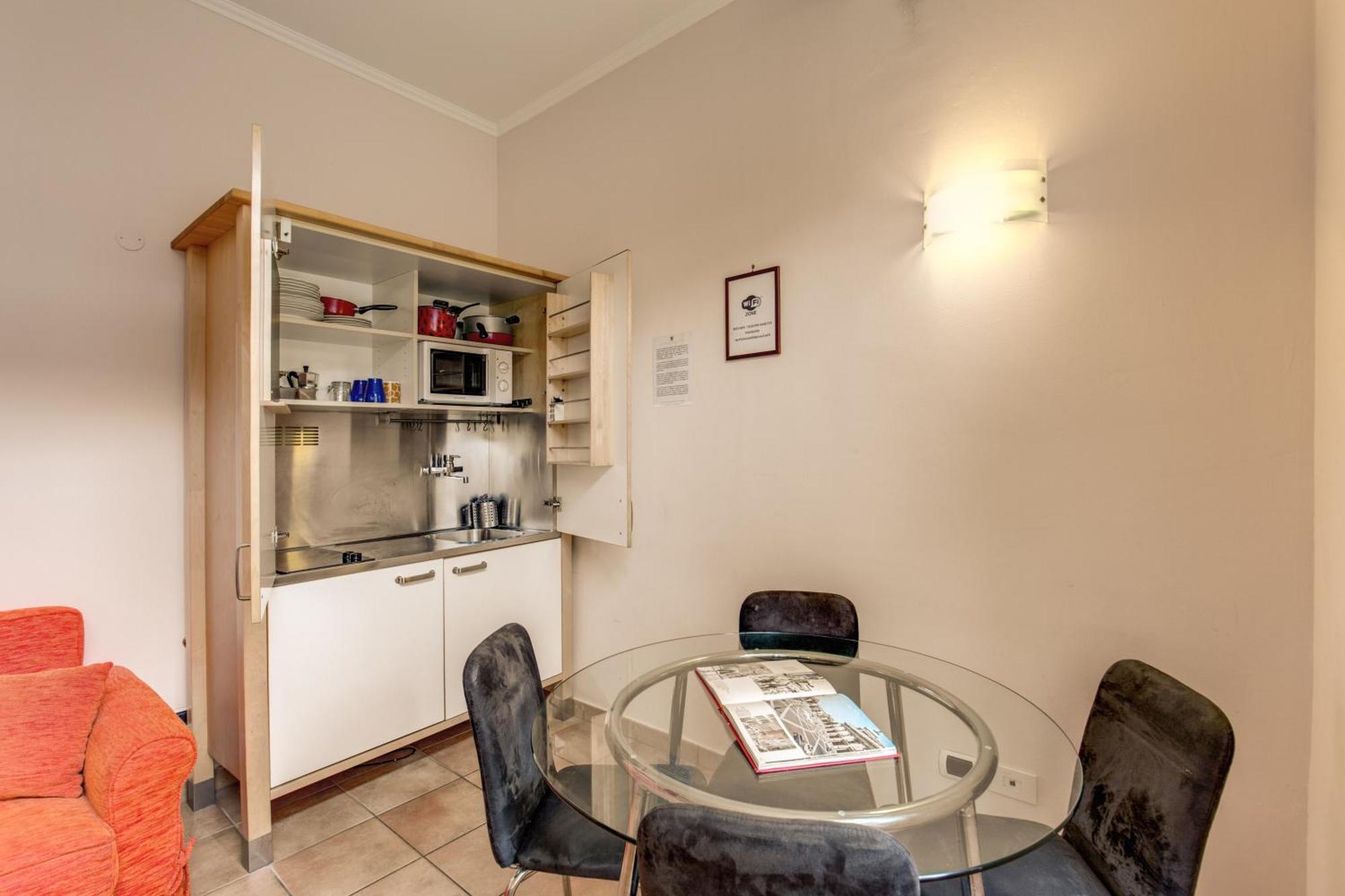 Apollo Apartments Colosseo Roma Rom bilde